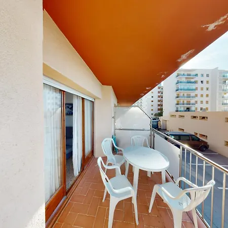 Appartement V 1-7 *